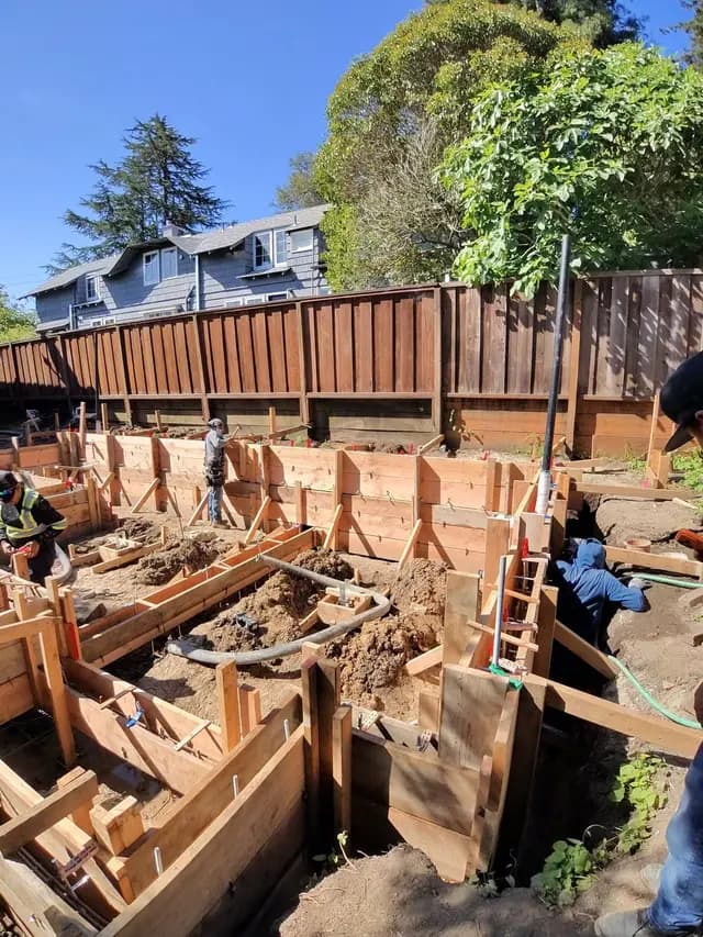Excavation — photo 4